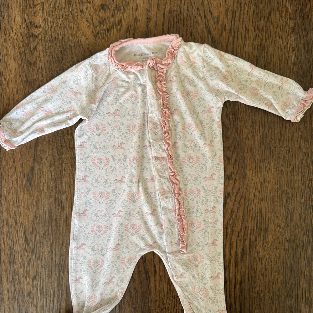 Magnetic Me Pink and White Paisley Footie